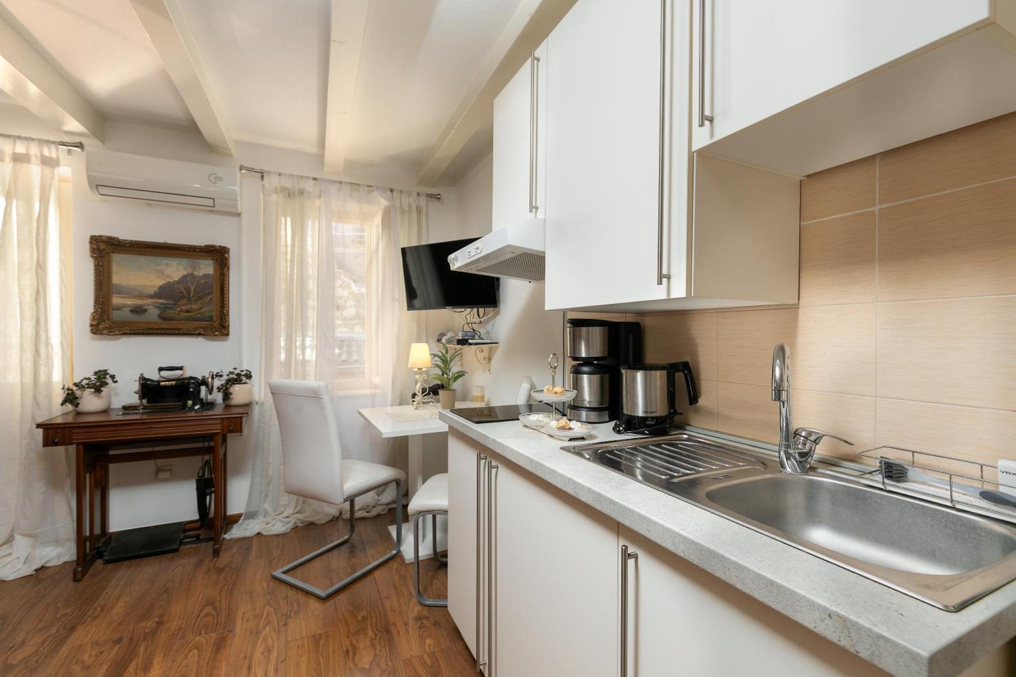 Duplex Apartment Camelia In Charming Old Town Rovinj Buitenkant foto