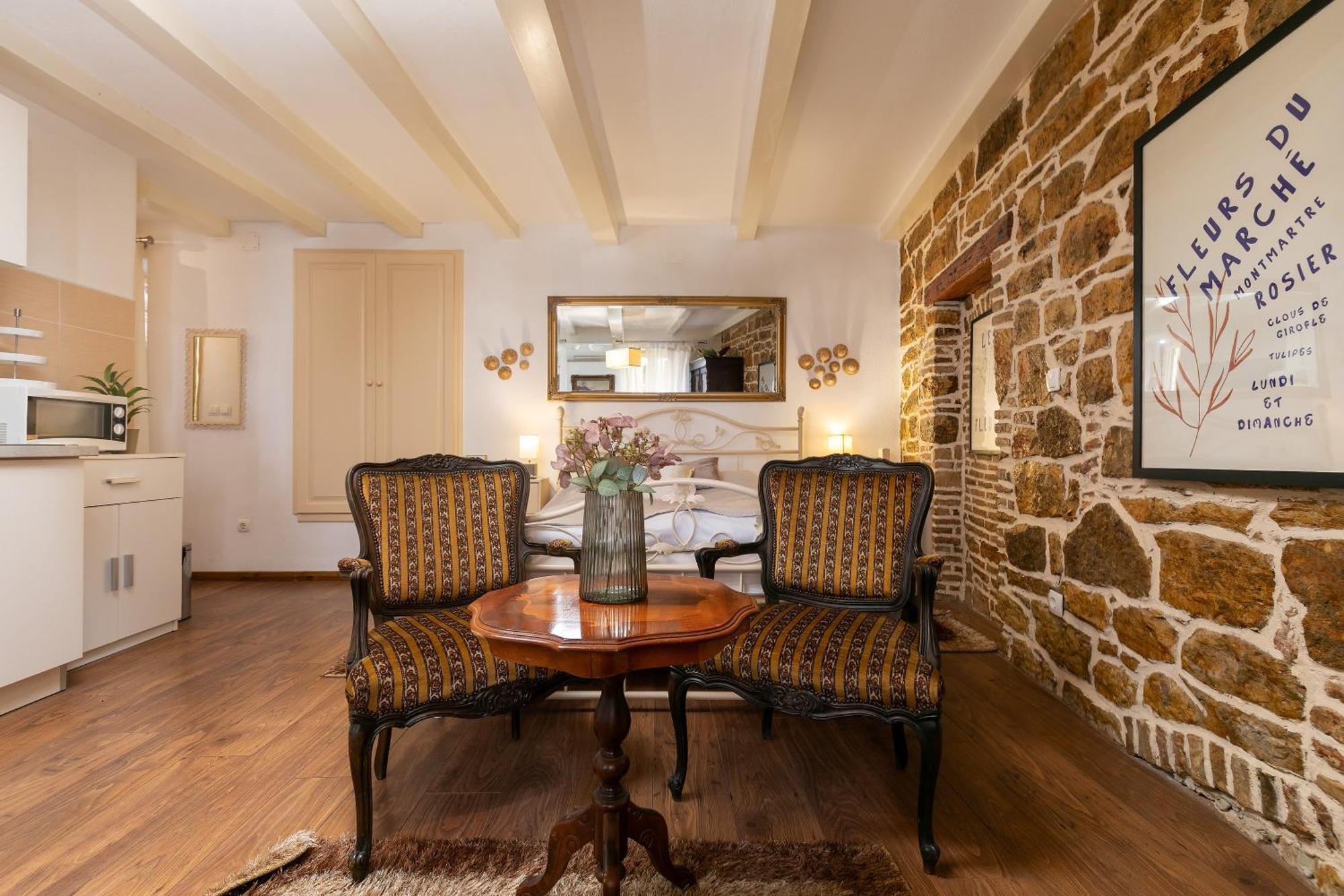 Duplex Apartment Camelia In Charming Old Town Rovinj Buitenkant foto